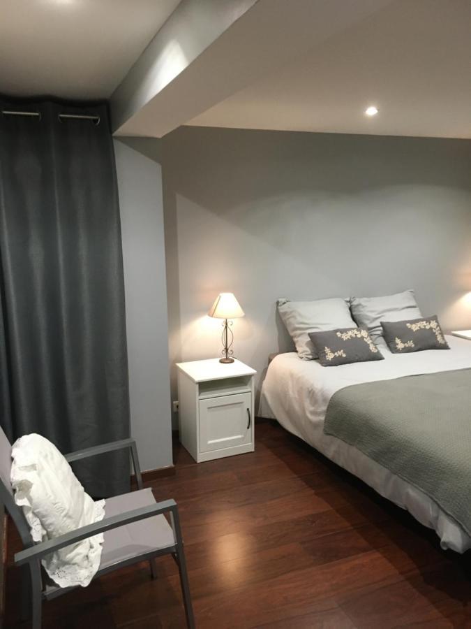 Chambre Prive Entre Lyon Et St Etienne Exterior foto