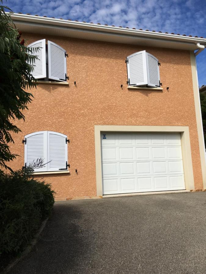 Chambre Prive Entre Lyon Et St Etienne Exterior foto